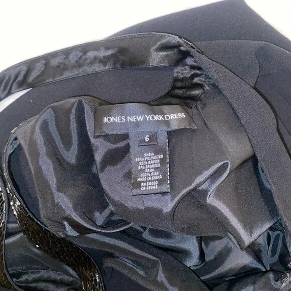 Vintage Jones New York Black Beaded Halter Cocktail Dress - Picture 4 of 8